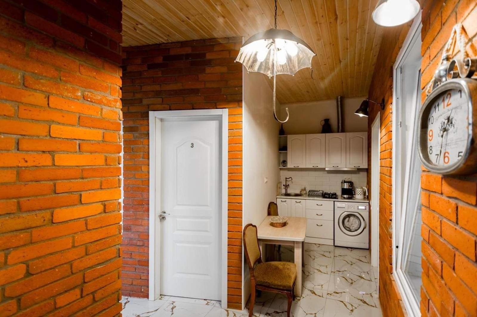 Nina'S Apartaments Tbilisi Bagian luar foto